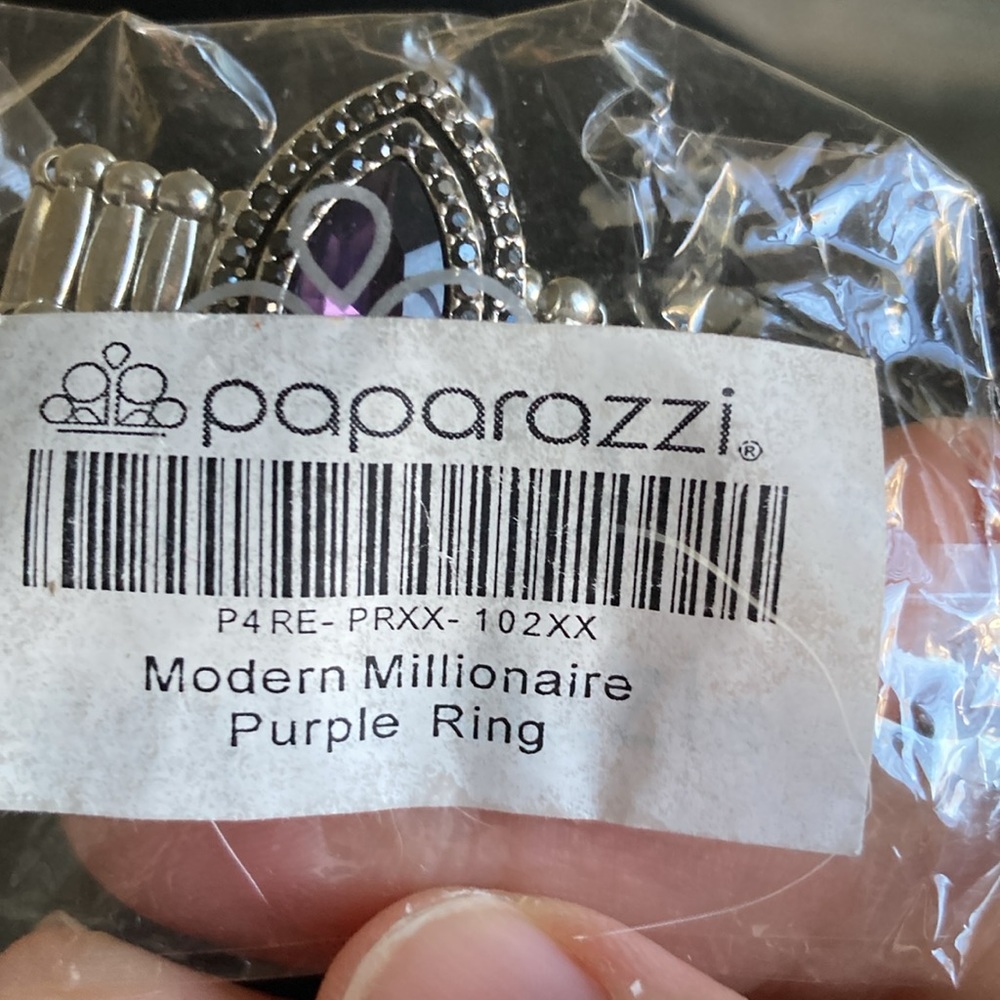 Ring - Picture 2 of 2